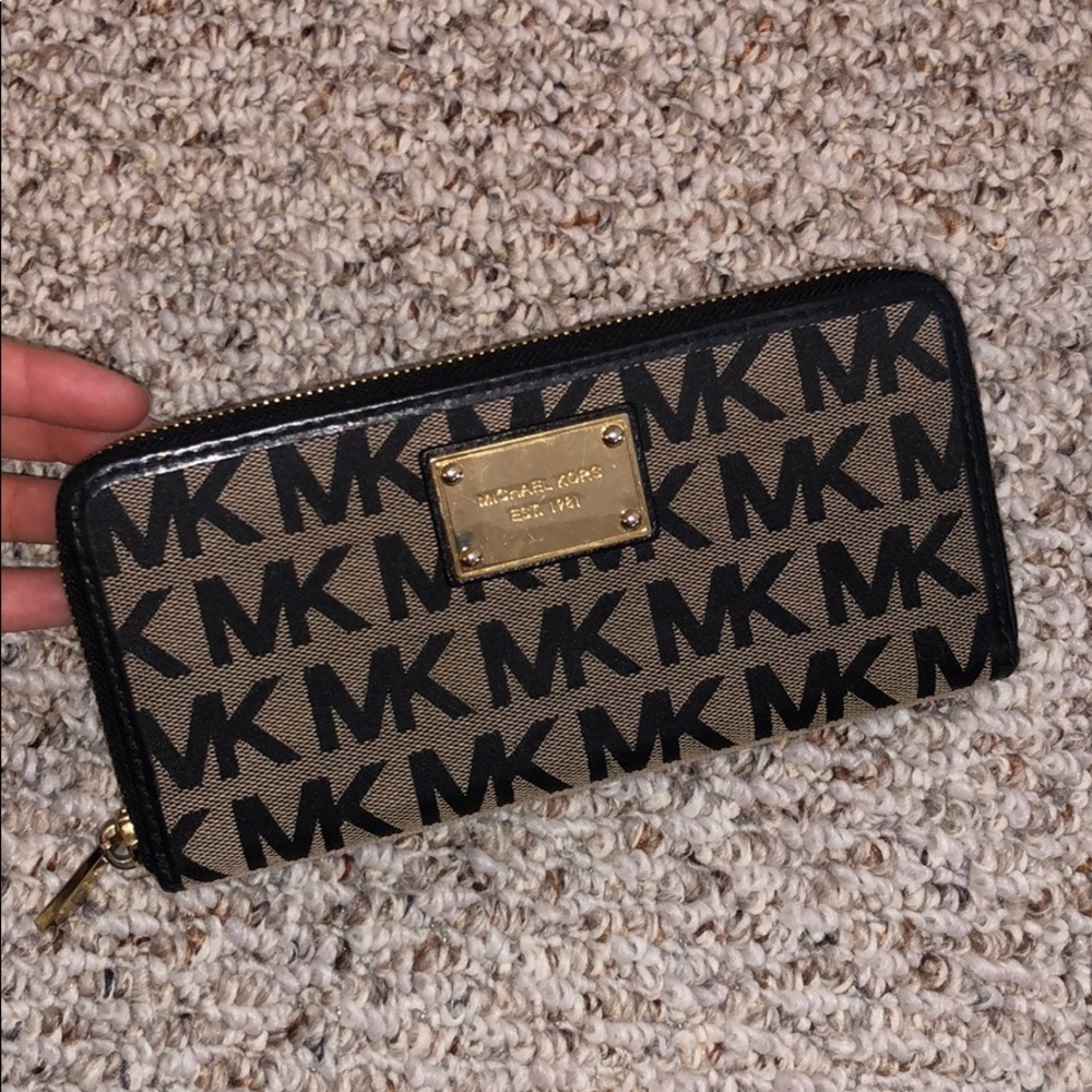 Black/Gray MK Wallet